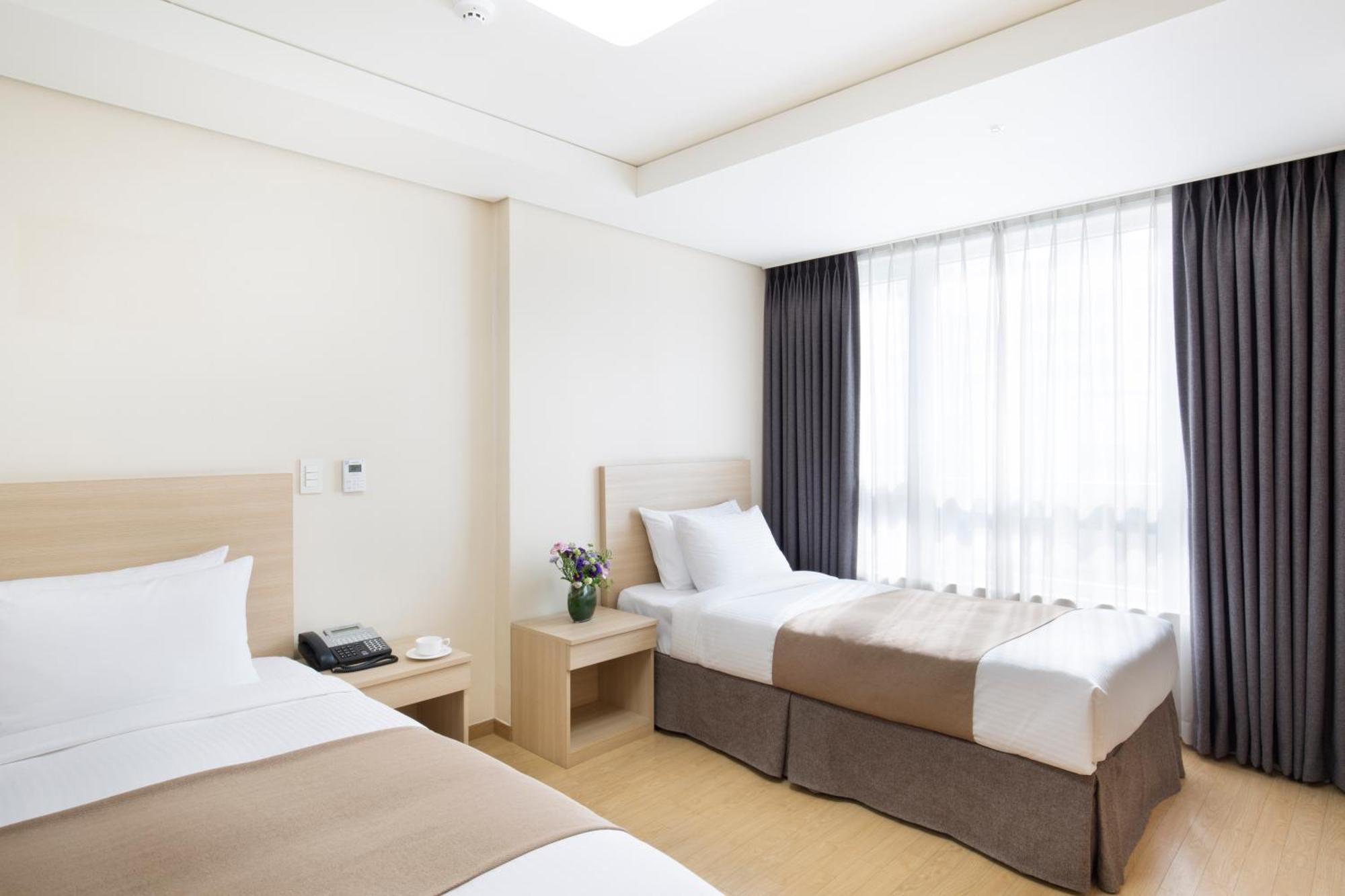 Crown Harbor Hotel Пусан Екстериор снимка