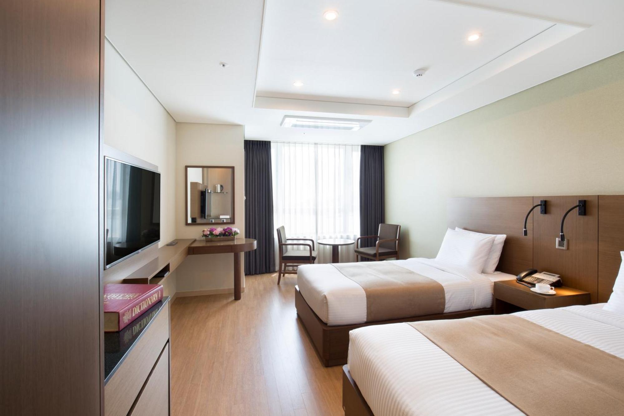 Crown Harbor Hotel Пусан Екстериор снимка